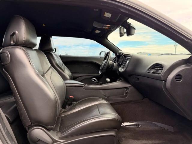 2018 Dodge Challenger SXT Plus