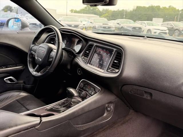 2018 Dodge Challenger SXT Plus