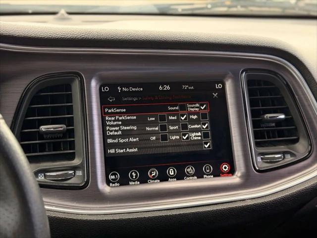 2018 Dodge Challenger SXT Plus