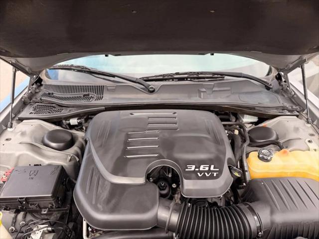 2018 Dodge Challenger SXT Plus