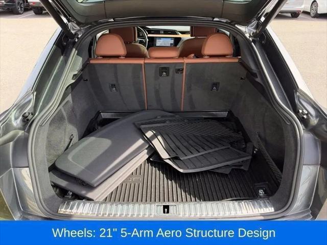 2024 Audi e-tron S line Premium Plus quattro