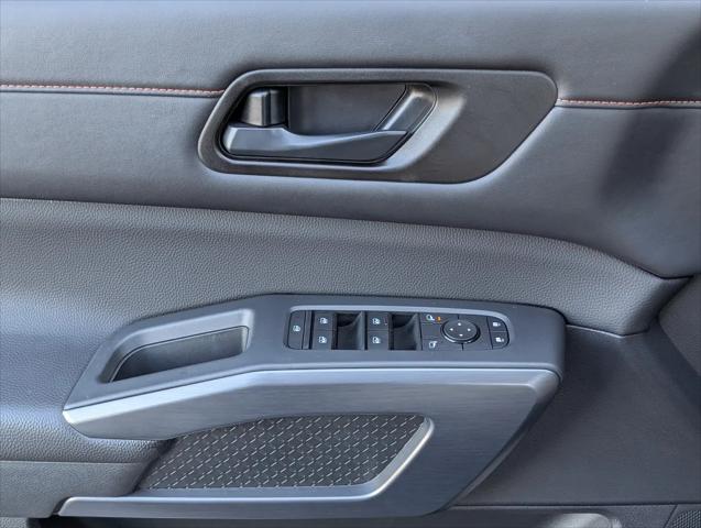 2025 Nissan Pathfinder Rock Creek 4WD