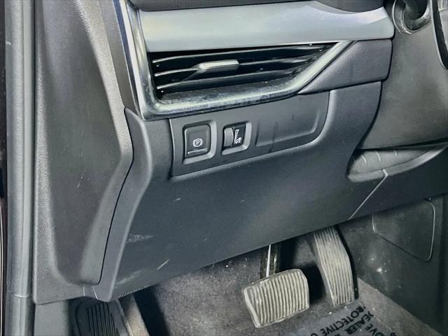 2021 Cadillac XT4 AWD Premium Luxury