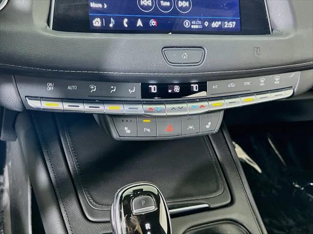 2021 Cadillac XT4 AWD Premium Luxury