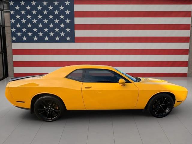 2018 Dodge Challenger SXT Plus