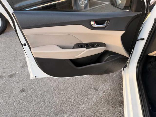 2019 Hyundai Accent SE