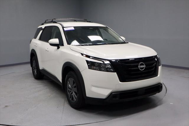 2024 Nissan Pathfinder SV 4WD for sale in Groveport, OH