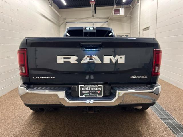 2025 Ram 3500 Limited Crew Cab 4x4 8 Box