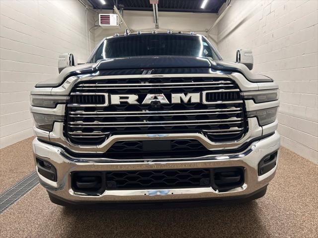 2025 Ram 3500 Limited Crew Cab 4x4 8 Box