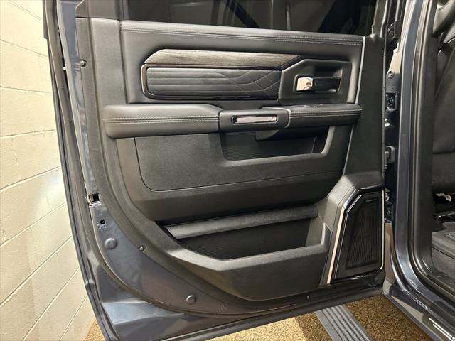 2025 Ram 3500 Limited Crew Cab 4x4 8 Box