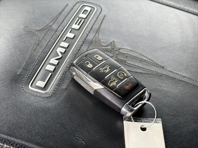 2019 Ram 1500 Limited Crew Cab 4x4 57 Box