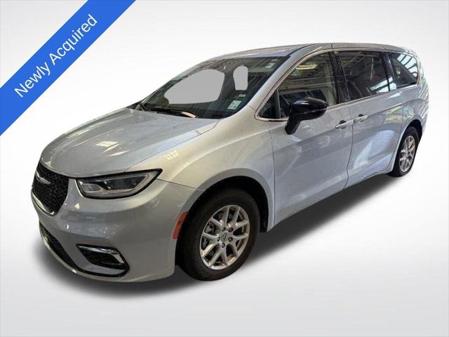 2024 Chrysler Pacifica Touring L 2024 Chrysler Pacifica Touring L