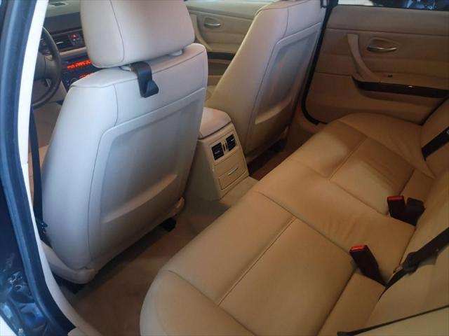 2006 BMW 325i 325i