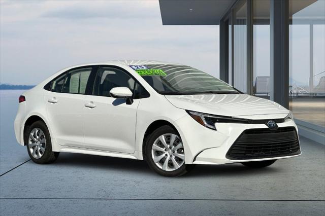 2025 Toyota Corolla Hybrid LE