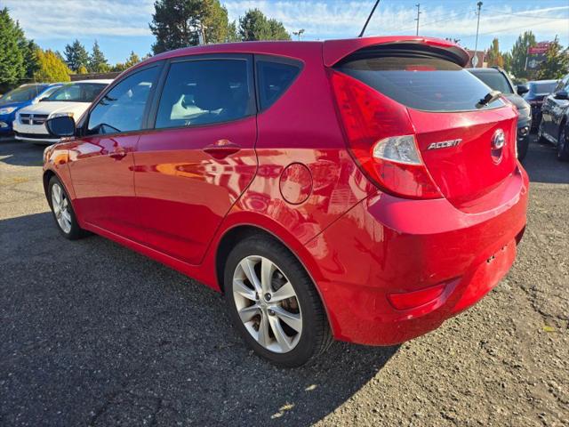 2012 Hyundai Accent SE
