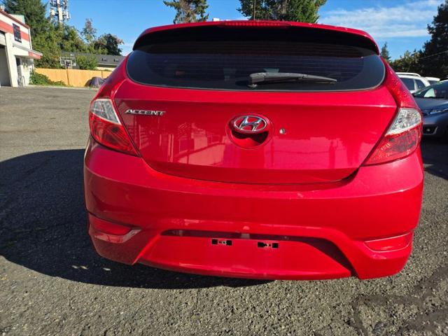 2012 Hyundai Accent SE