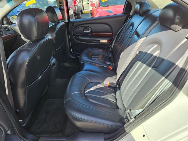 2001 Chrysler 300M Base