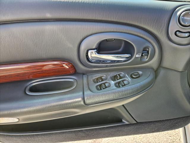 2001 Chrysler 300M Base