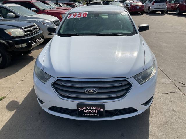 2014 Ford Taurus SE