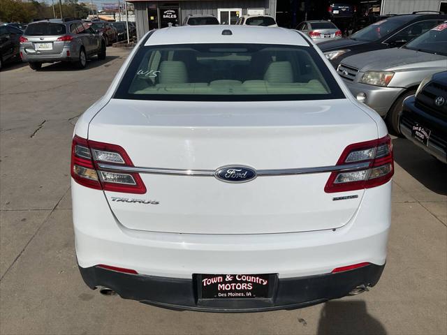 2014 Ford Taurus SE