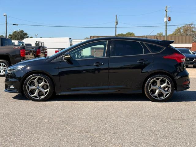 2017 Ford Focus ST Hatchback 4D