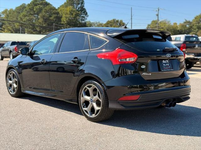 2017 Ford Focus ST Hatchback 4D