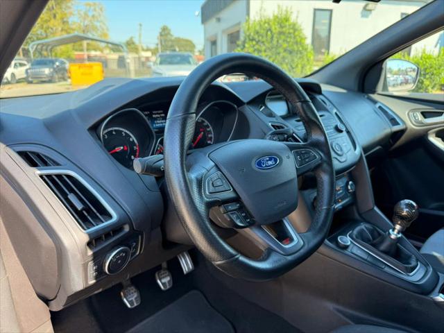 2017 Ford Focus ST Hatchback 4D