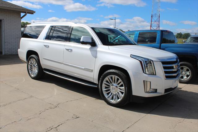 2020 Cadillac Escalade ESV 4WD Luxury for sale in Wichita, KS