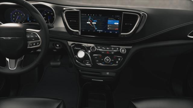2027 Chrysler Pacifica Select AWD