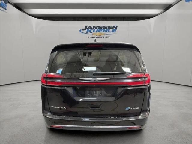 2024 Chrysler Pacifica Hybrid Select for sale in Plattsmouth, NE