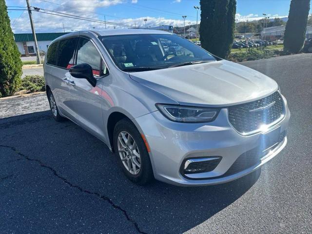2024 Chrysler Pacifica Touring L for sale in Harrisonburg, VA
