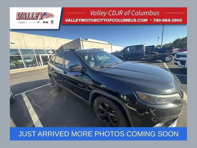 2019 Jeep Cherokee Altitude FWD for sale in Pataskala, OH