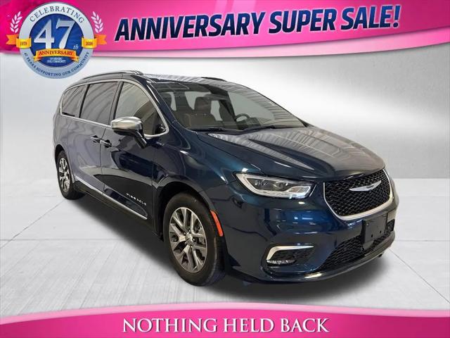 2025 Chrysler Pacifica Hybrid Pinnacle for sale in Fort Wayne, IN