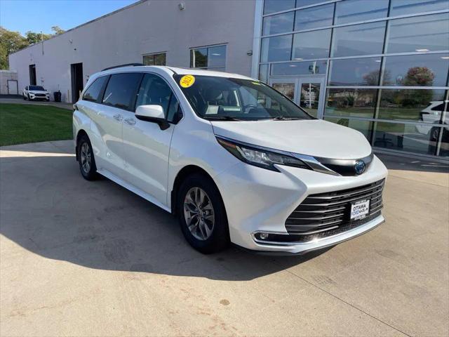 2023 Toyota Sienna XLE for sale in Ottawa, IL
