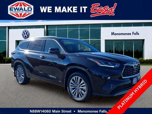 2026 Toyota Highlander Hybrid Platinum for sale in Menomonee Falls, WI