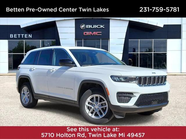 2023 Jeep Grand Cherokee Laredo X 4x4 for sale in Muskegon, MI