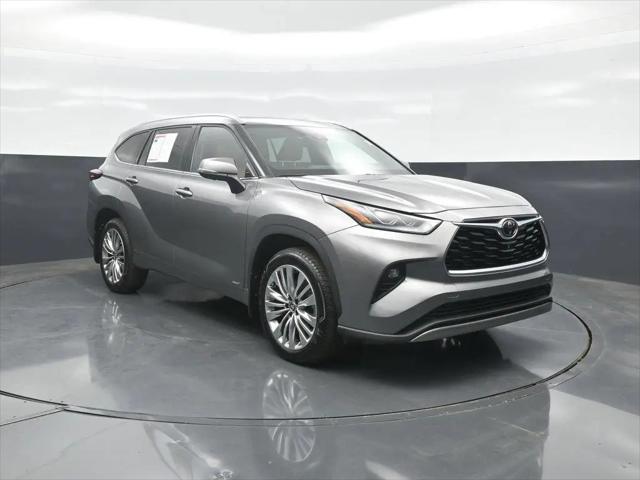 2025 Toyota Highlander Hybrid Platinum for sale in Kansas City, MO