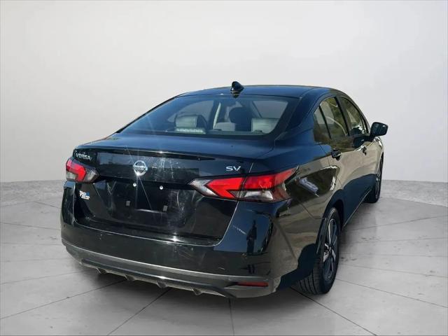 2021 Nissan Versa SV Xtronic CVT