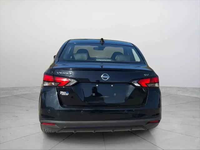2021 Nissan Versa SV Xtronic CVT