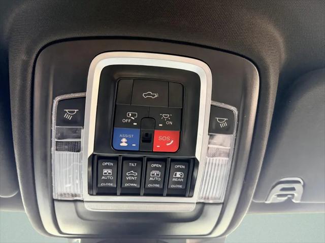 2024 Ram 1500 Laramie Crew Cab 4x4 57 Box