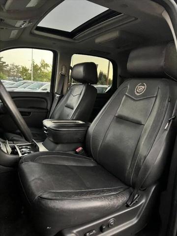 2012 Cadillac Escalade Platinum Edition