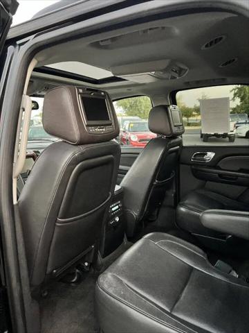 2012 Cadillac Escalade Platinum Edition