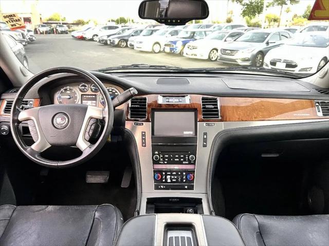 2012 Cadillac Escalade Platinum Edition