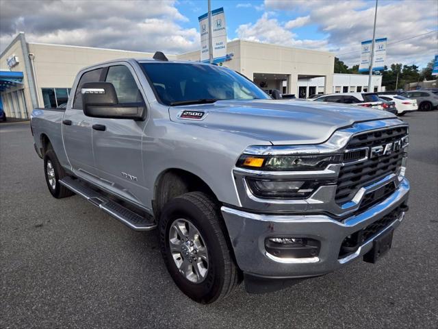 2026 RAM 2500 Big Horn Crew Cab 4x4 64 Box