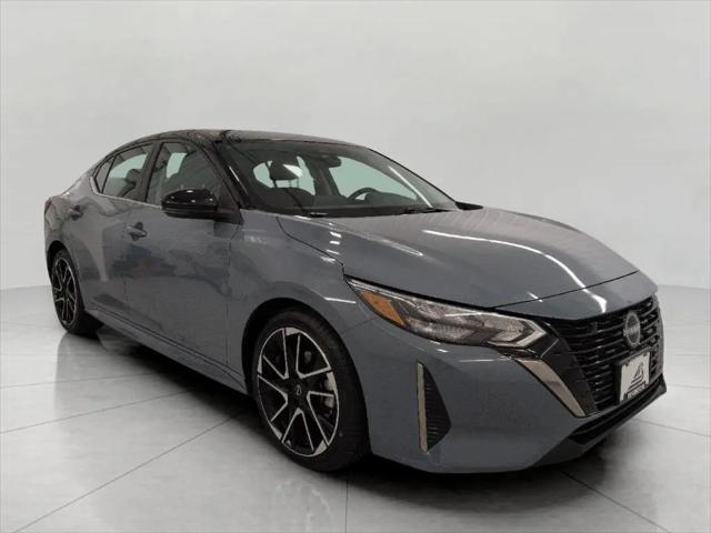2025 Nissan Sentra SR for sale in Green Bay, WI