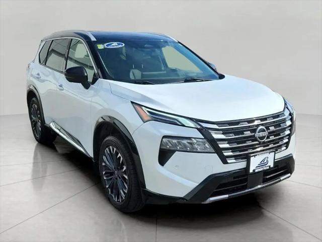 2024 Nissan Rogue Platinum Intelligent AWD for sale in Green Bay, WI