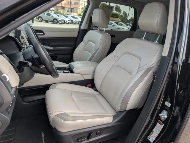 2022 Nissan Pathfinder SL 4WD