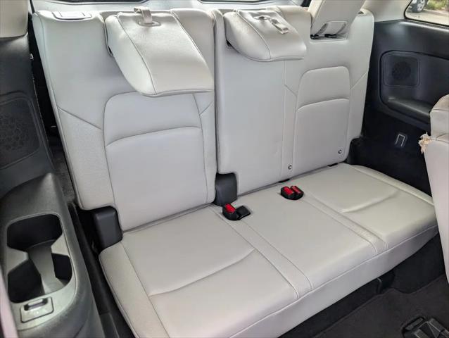 2022 Nissan Pathfinder SL 4WD