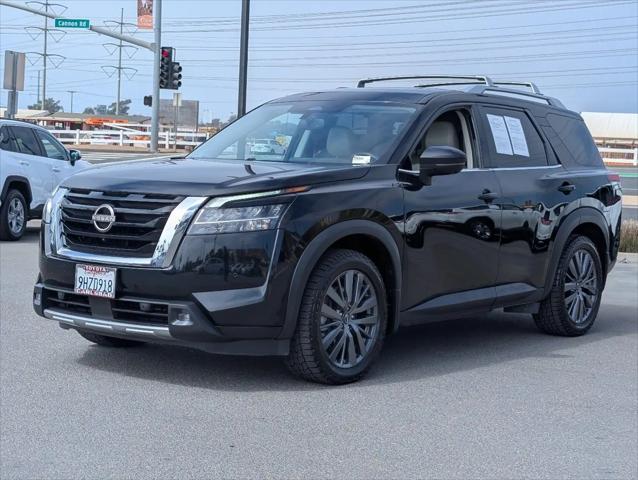 2022 Nissan Pathfinder SL 4WD