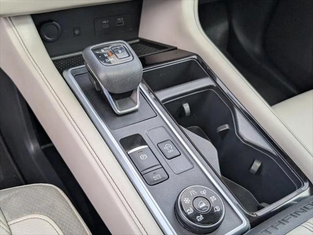 2022 Nissan Pathfinder SL 4WD